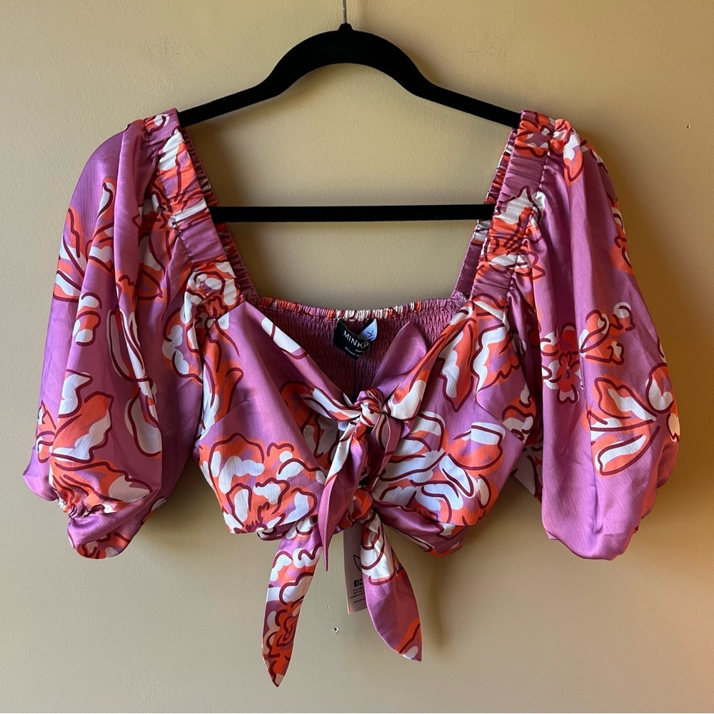 Minkpink NWT Mandevilla Tie Crop Top Blouse Pink Floral Size S Satin SAMPLE
